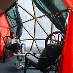 Private Jacuzzi Igloo Bedroom In Aurora Lounge With Shared Sauna And Pet Friendly خيمة فخمة *