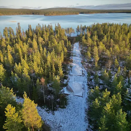 Private Jacuzzi Igloo Bedroom In Aurora Lounge With Shared Sauna And Pet Friendly