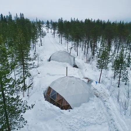 Private Jacuzzi Igloo Bedroom In Aurora Lounge With Shared Sauna And Pet Friendly Glamping Rovaniemi