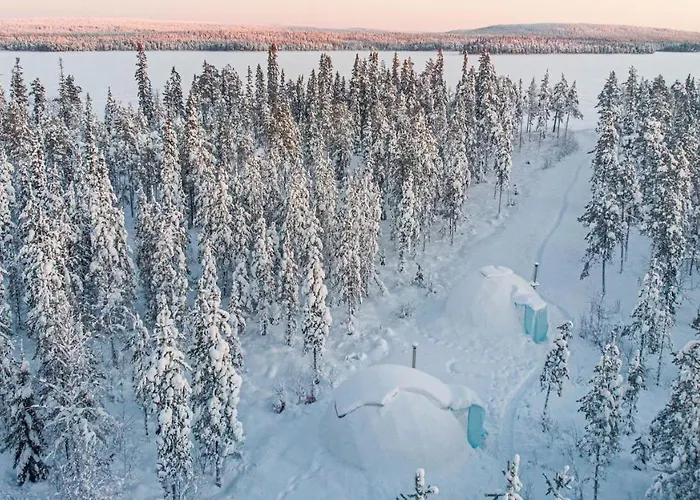 Luksustelt Private Jacuzzi Igloo Bedroom In Aurora Lounge With Shared Sauna And Pet Friendly Rovaniemi