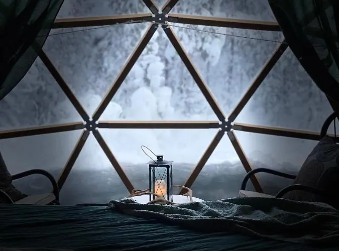 Luksustelt Private Jacuzzi Igloo Bedroom In Aurora Lounge With Shared Sauna And Pet Friendly Rovaniemi
