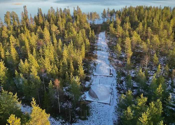 Private Jacuzzi Igloo Bedroom In Aurora Lounge With Shared Sauna And Pet Friendly