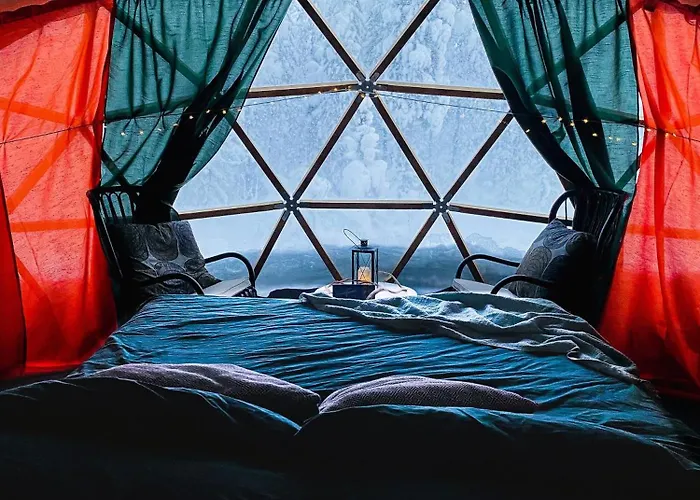 Private Jacuzzi Igloo Bedroom In Aurora Lounge With Shared Sauna And Pet Friendly Rovaniemi